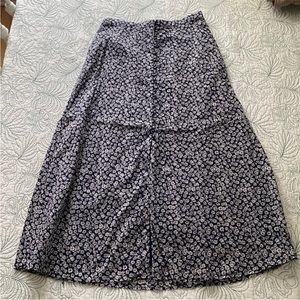& other stories navy floral midi skirt